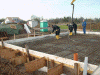 Bodenplatte wird gegossen 1