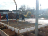 Bodenplatte wird gegossen 2