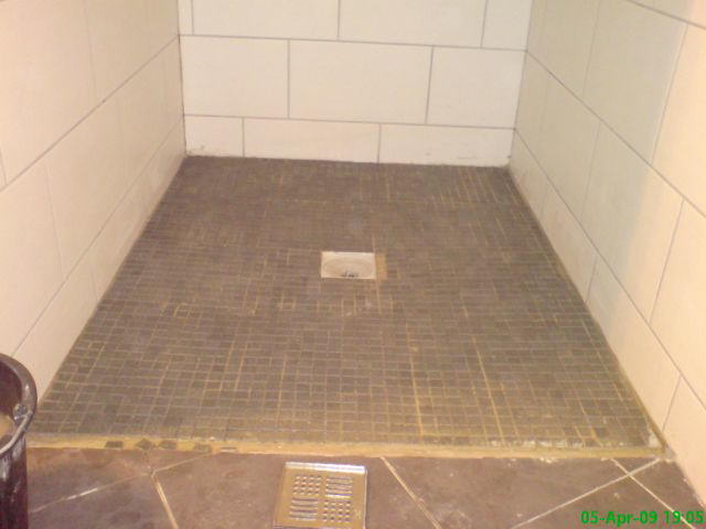Dusche gefliestjpg