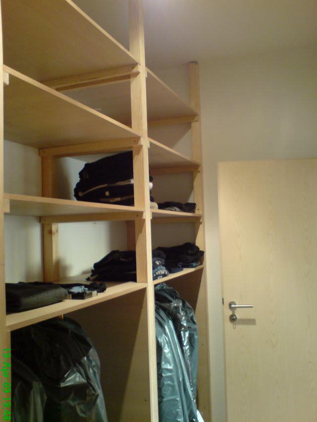 Wandschrank2